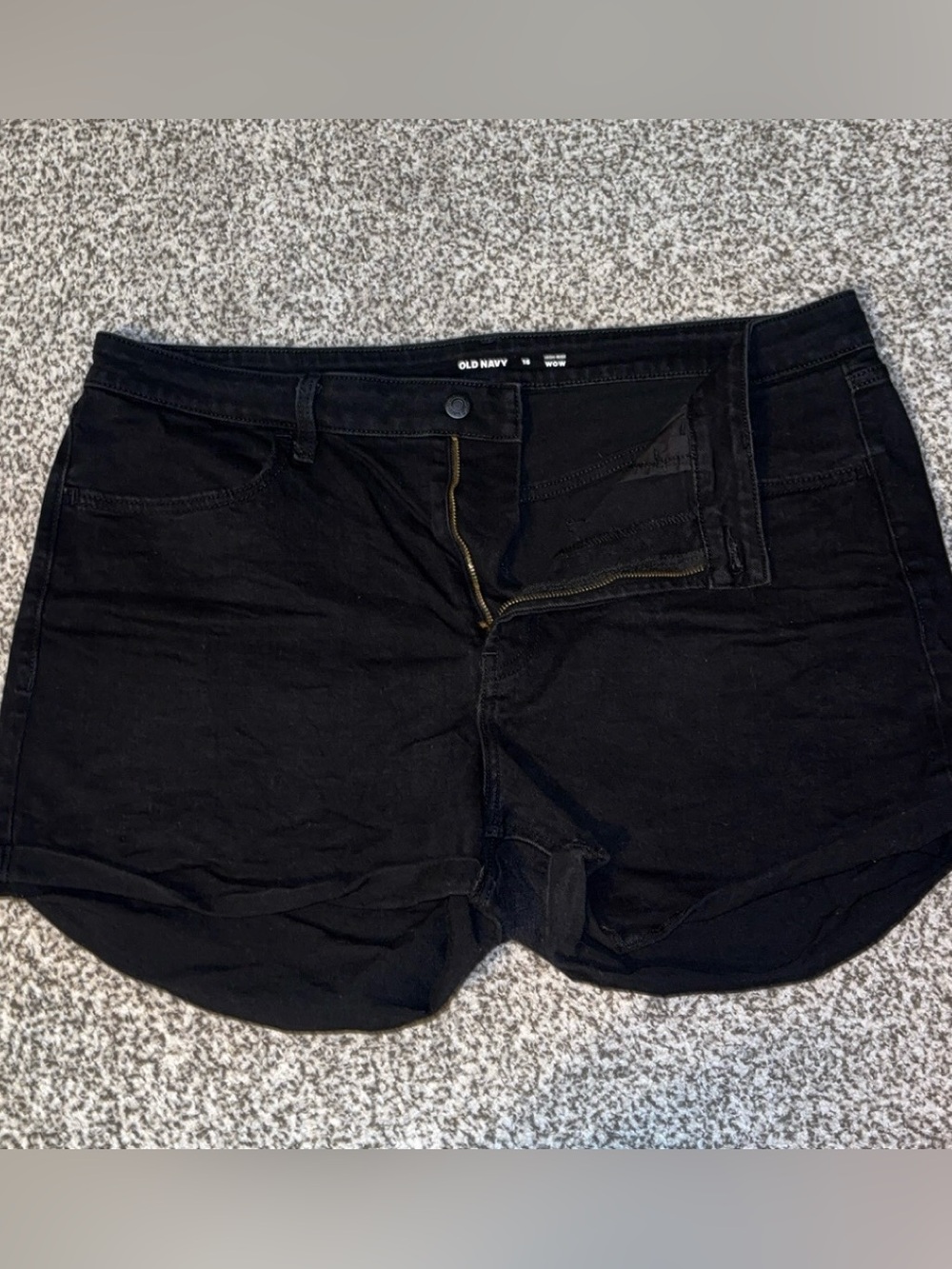Old Navy Black Denim High-Rise Shorts - size 16
